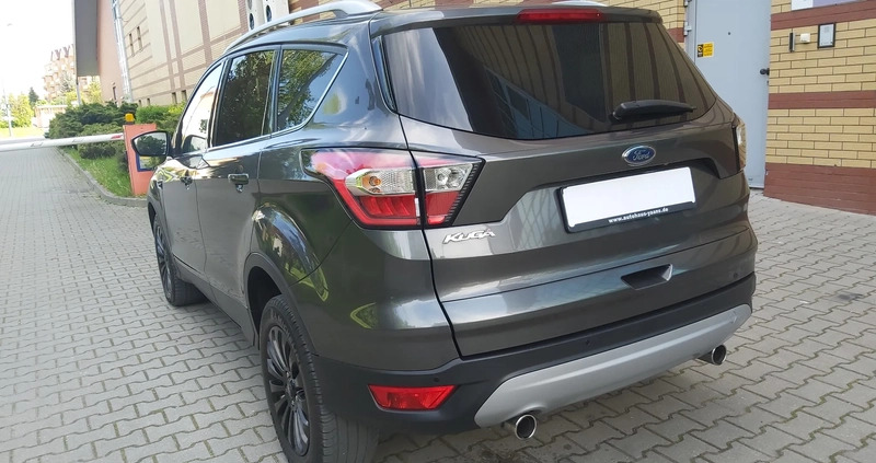 Ford Kuga cena 78800 przebieg: 151000, rok produkcji 2017 z Elbląg małe 379